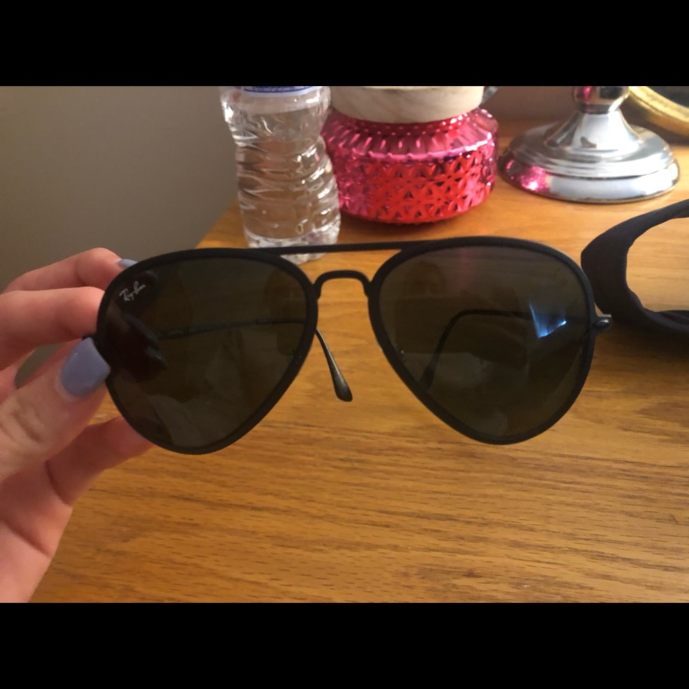 RayBan aviator sunglasses